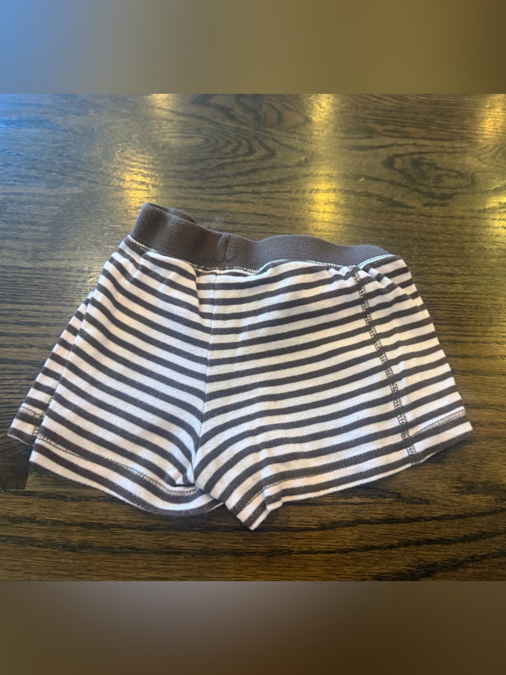 Old Navy Brown and Pink Striped Knit Shorts with Drawstring - Picture 3 of 3